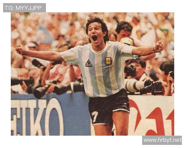 阿根廷足球明星成员的辉煌历程与传奇瞬间回顾 阿根廷足球明星成员的辉煌历程与传奇瞬间回顾