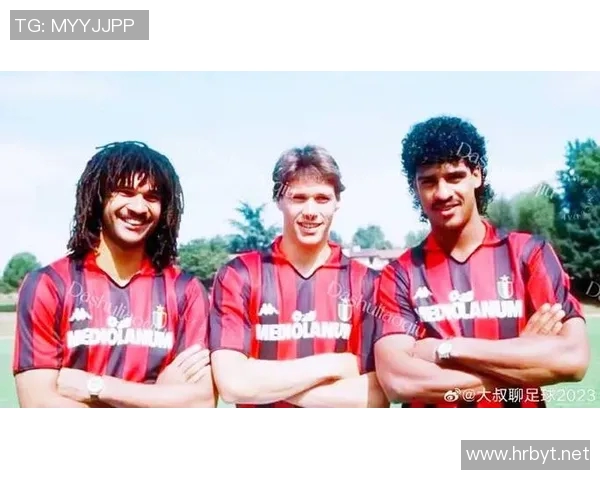 老足球明星重聚赛场回忆青春岁月的经典对决与精彩瞬间 老足球明星重聚赛场回忆青春岁月的经典对决与精彩瞬间