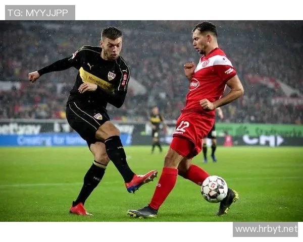 波鸿主场迎战帕德波恩争夺德乙联赛关键三分之战 波鸿主场迎战帕德波恩争夺德乙联赛关键三分之战