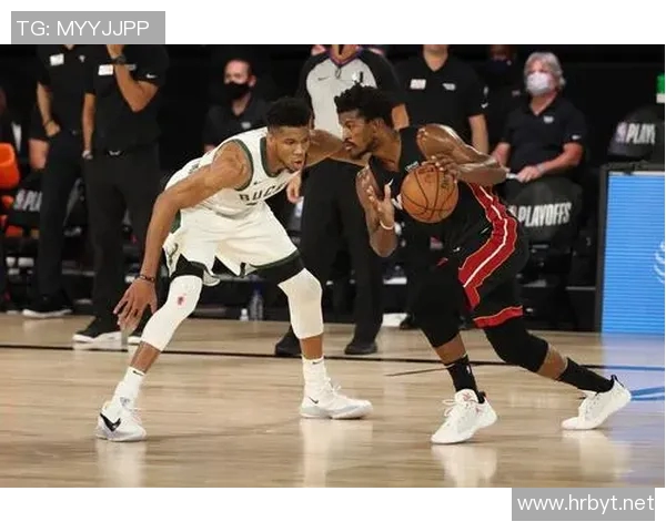 热火与雄鹿精彩对决比分直播全程追踪与分析 热火与雄鹿精彩对决比分直播全程追踪与分析